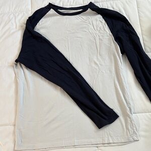 Old Navy Black and White Long Sleeve Tee